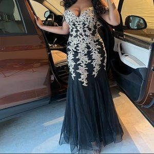 PROM DRESS. Used but like new/good condition! Willing to negotiate.